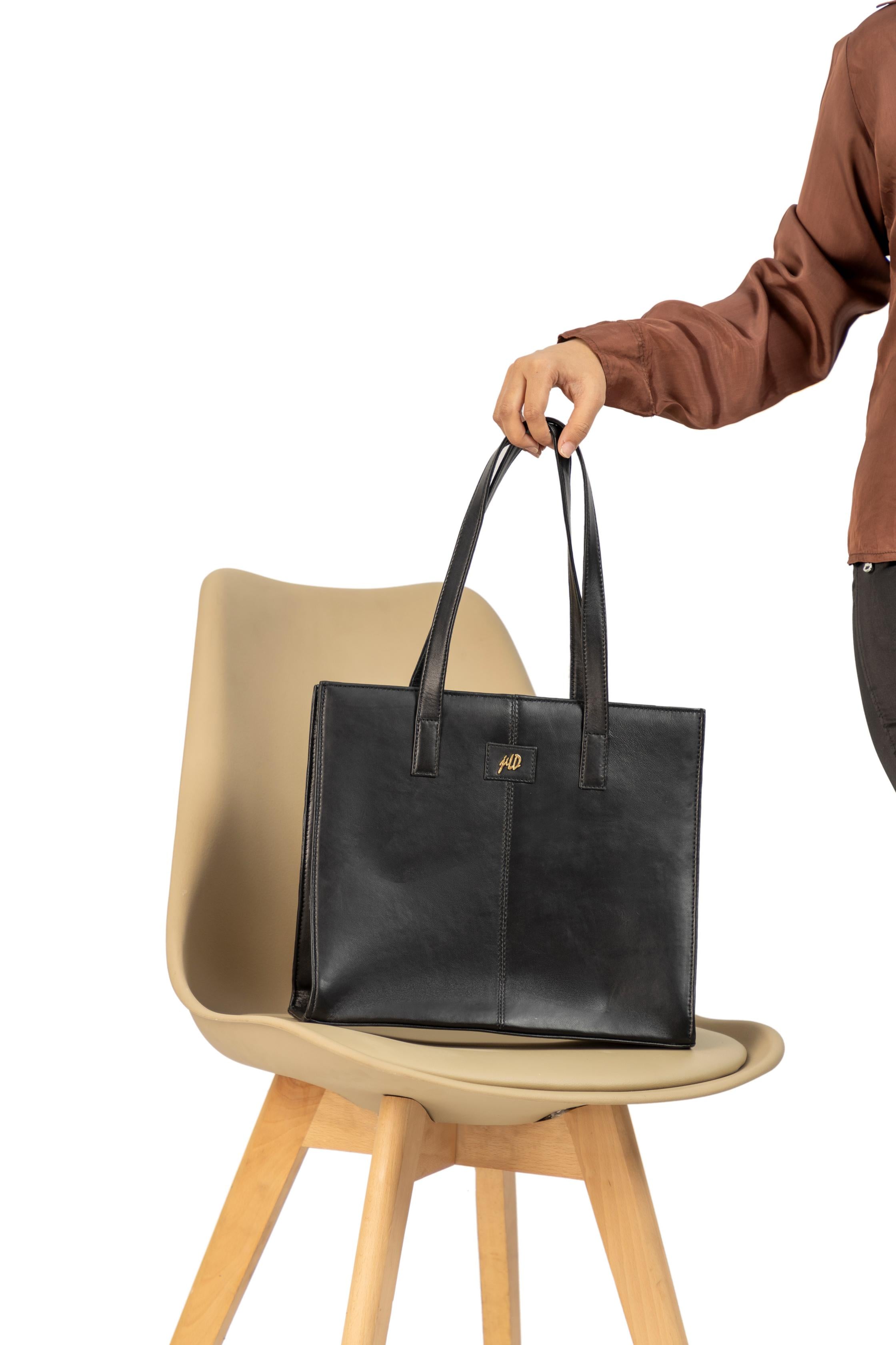 Everyday Women's Black Leather Zipper Tote Bag