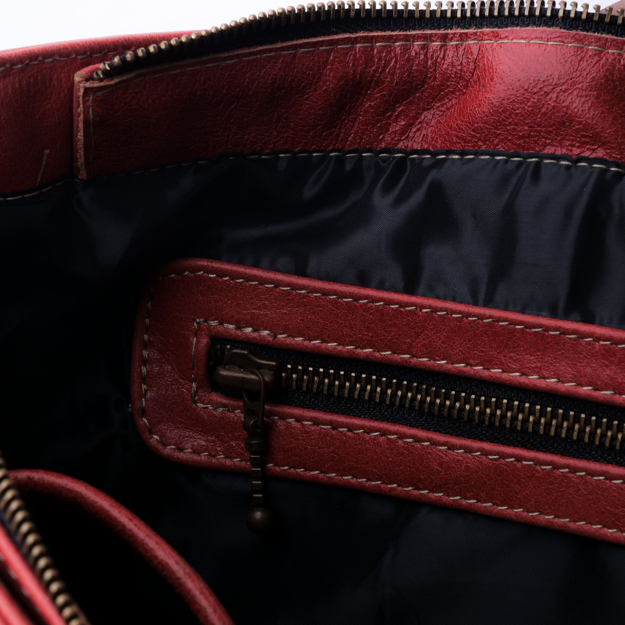 Everyday Women's Candy Red Leather Zipper Tote Bag