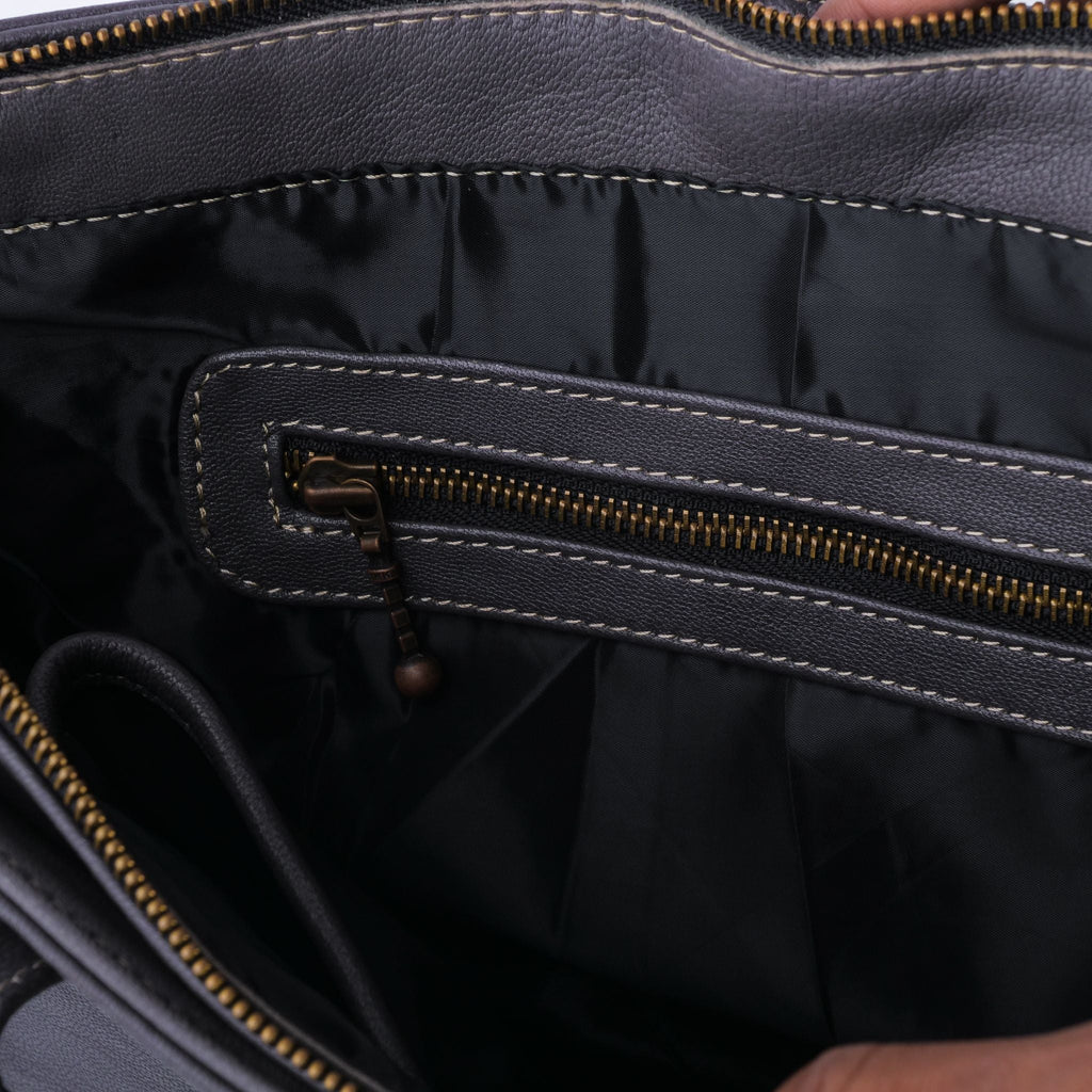 Everyday Women's Graphite Grey Leather Zipper Tote Bag
