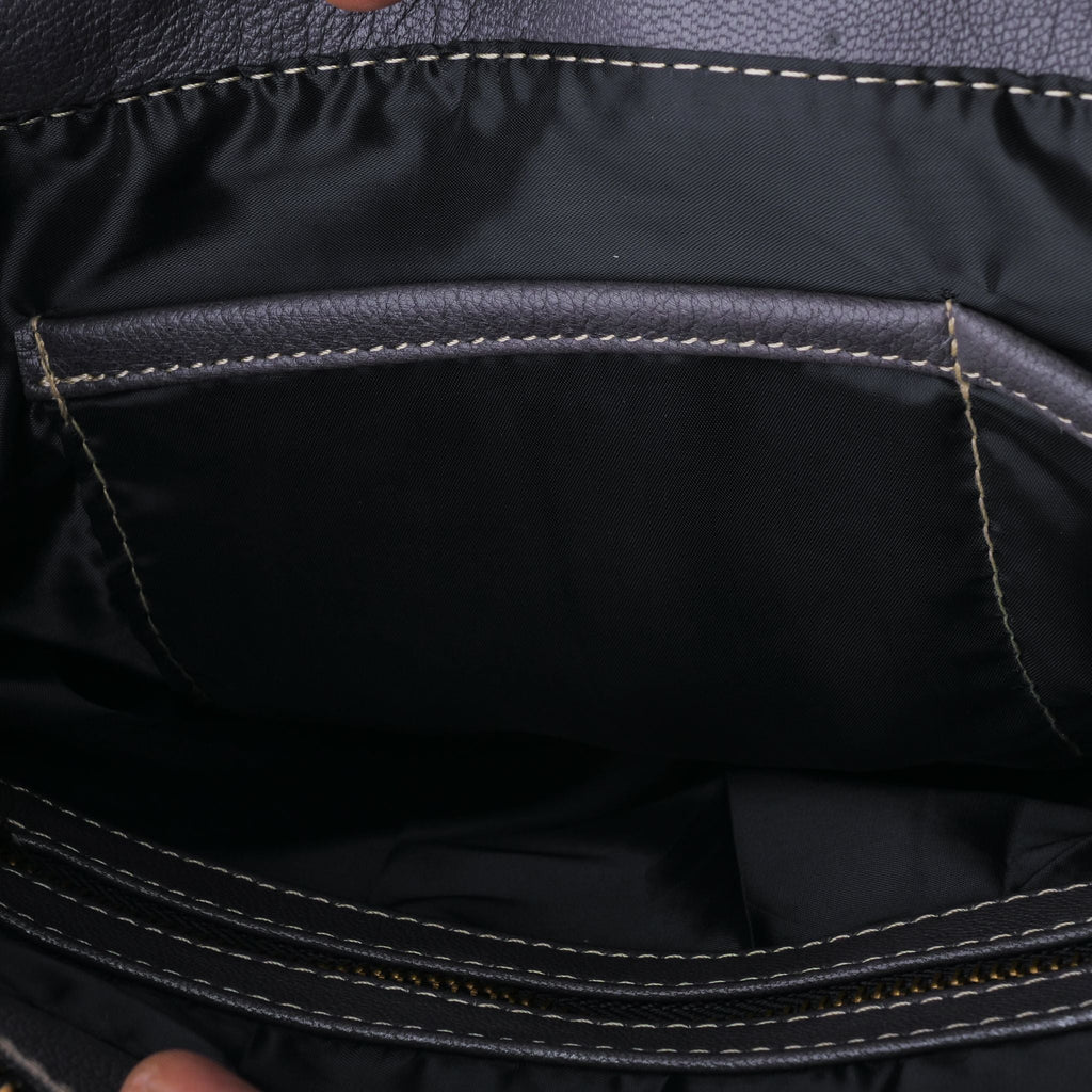 Everyday Women's Graphite Grey Leather Zipper Tote Bag